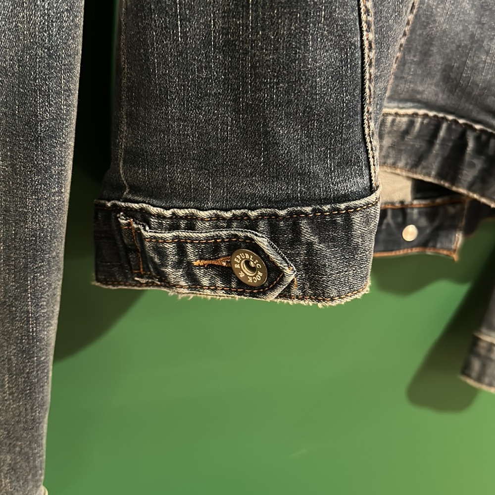 Rock and Republic Denim Jacket - Picture 3 of 11